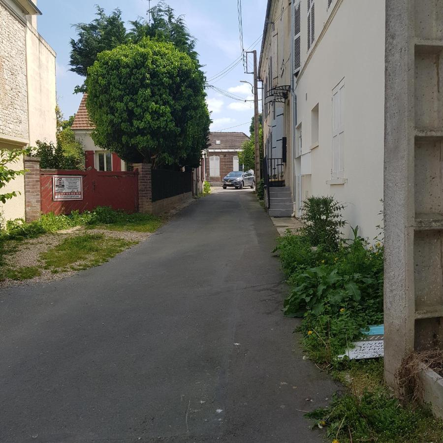 Вилла Sakura -Maisonnette Gare Giverny Вернон Экстерьер фото